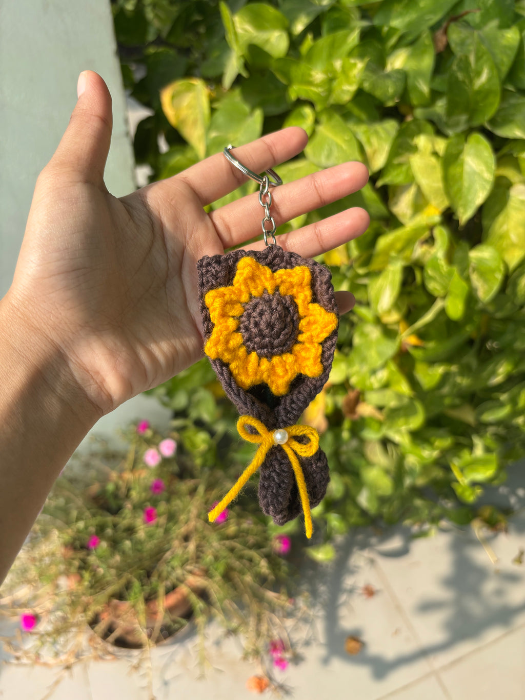 Sunflower bouquet keychain