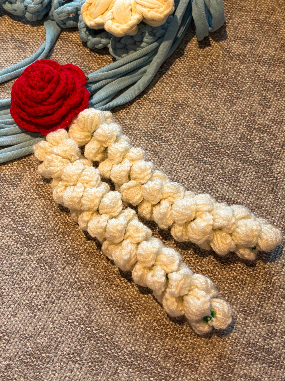 Hair Rose Gajra
