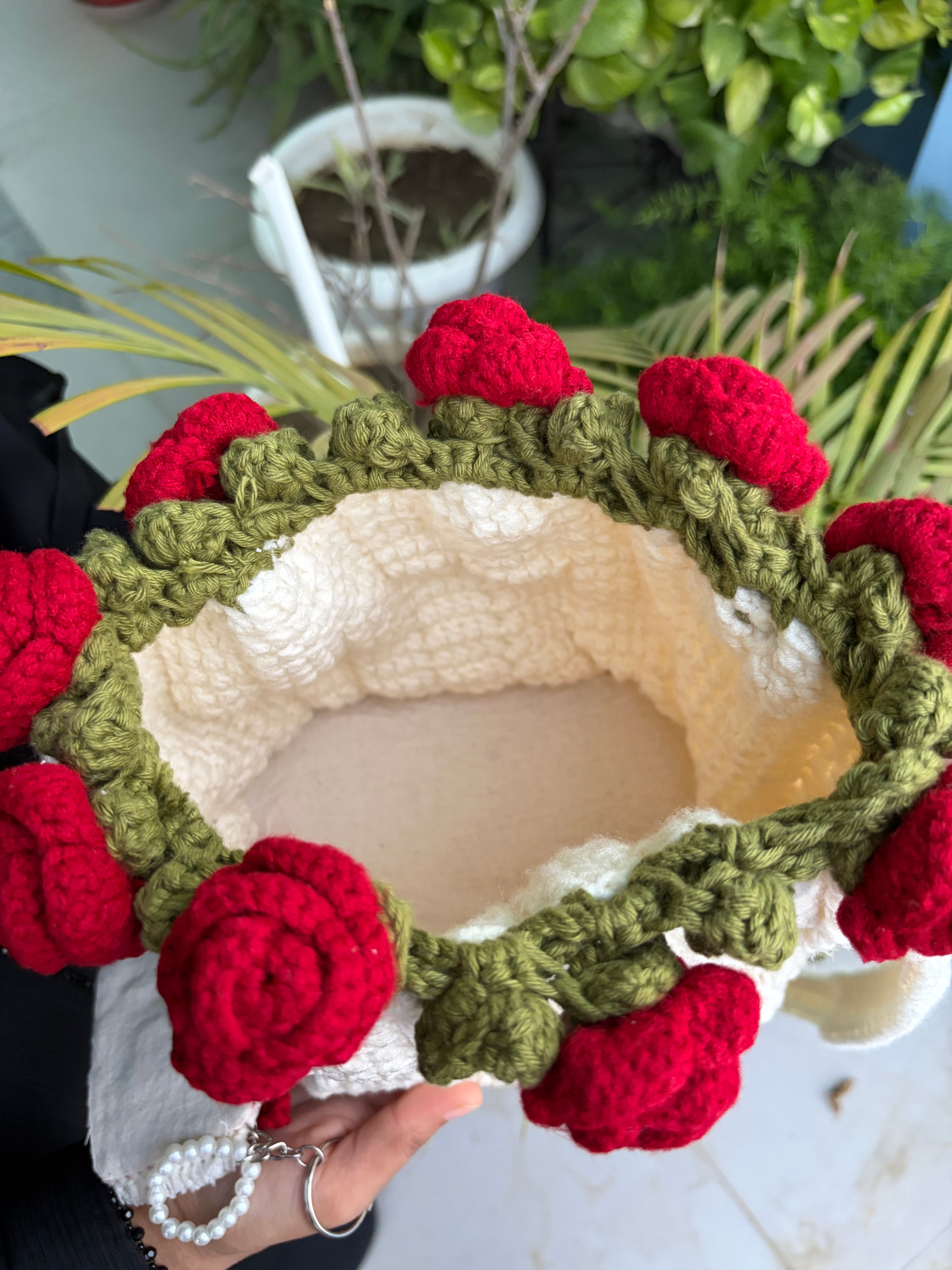 Crochet Rose bucket bag