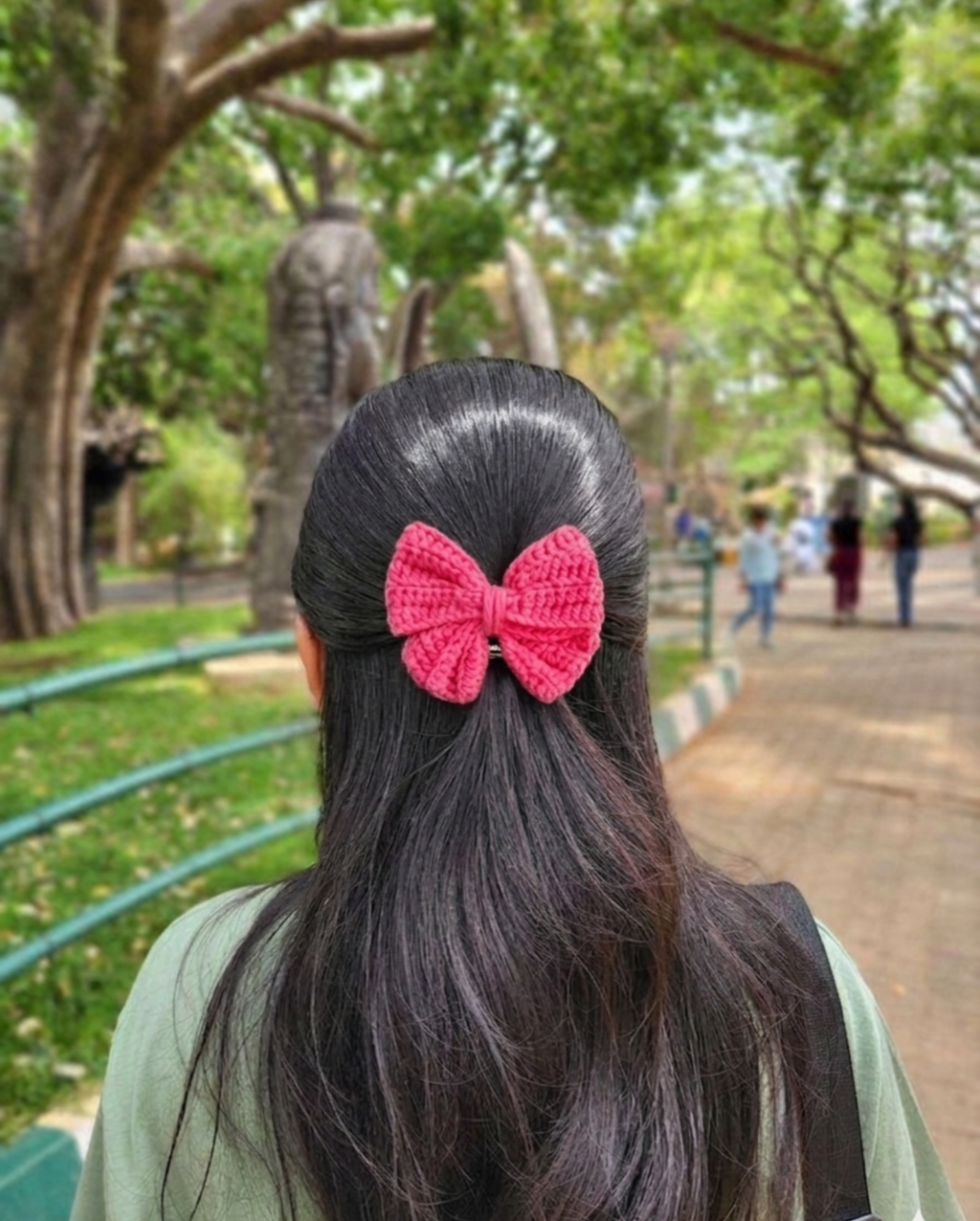 Bow hair clip