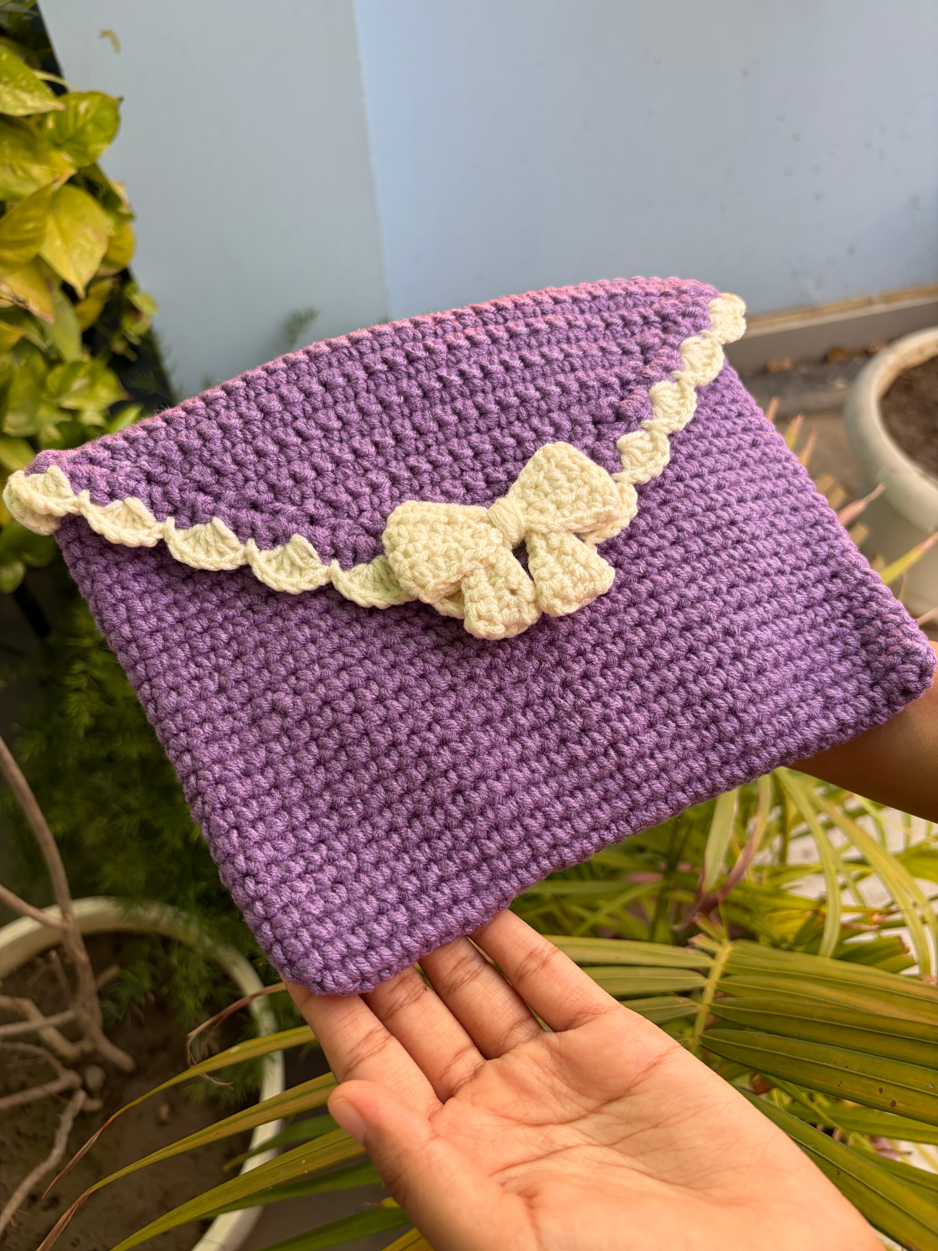 Crochet envelope-bow book cover